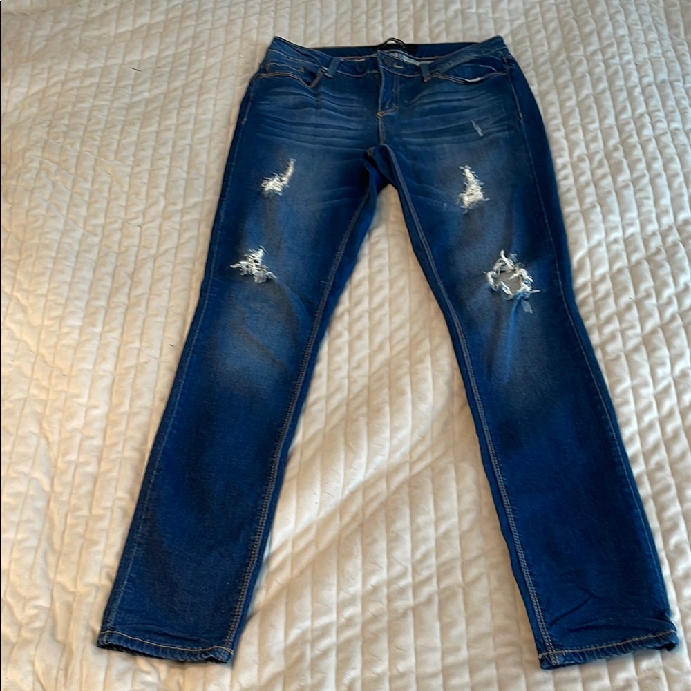 Bluenotes Skinny Blue Jeans with Distressed Style